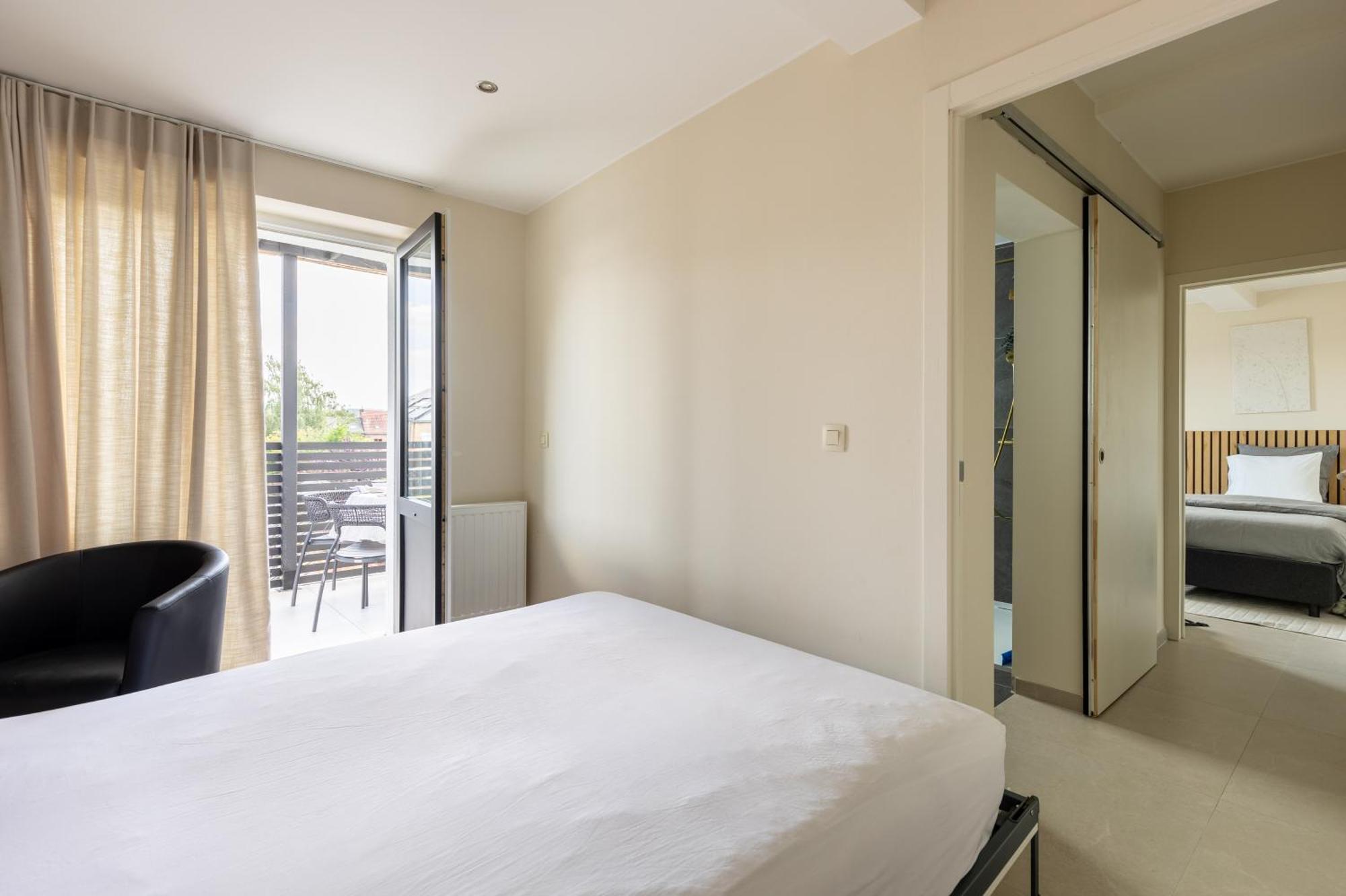 The Edgewater Suites - Skyline นามูร์ ภายนอก รูปภาพ