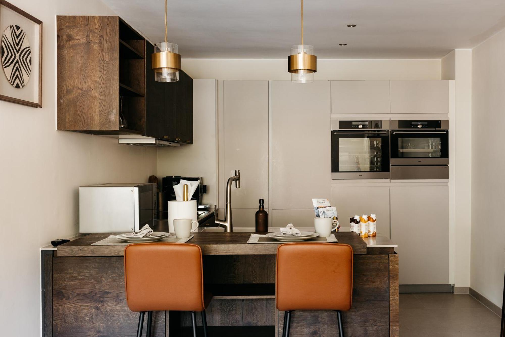 The Edgewater Suites - Skyline นามูร์ ภายนอก รูปภาพ